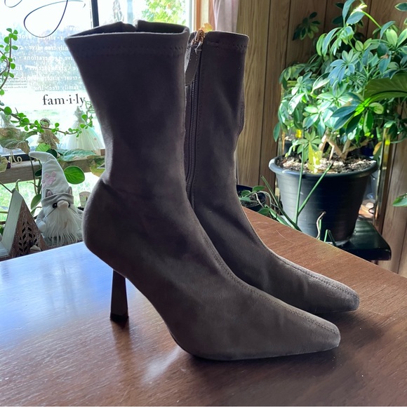 Zara Brown Sock-Style Suede Stiletto Ankle Boots Women’s Size 6 - Picture 2 of 13